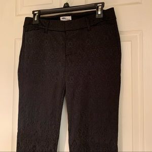 Black Old Navy jacquard pants, size 4